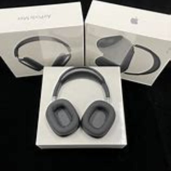 *BEST OFFER*🎧 Airpod maxes black🎧 - Picture 1 of 1